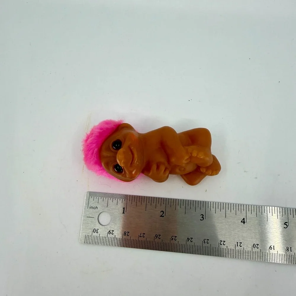 Troll Doll Pink Hair Brown Newborn Body Laying Down 3 In‎ Vintage 1985 Dam Baby